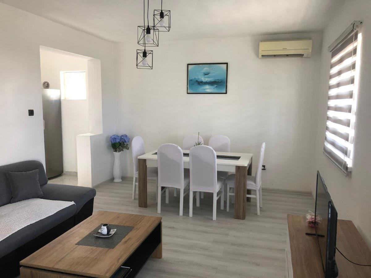 Apartman M&D 네움 외부 사진